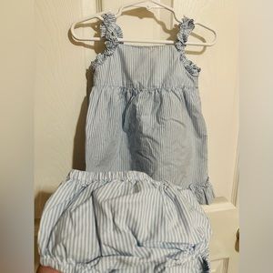 Classic blue seersucker print baby girl’s dress with diaper cover set. Size 12M!